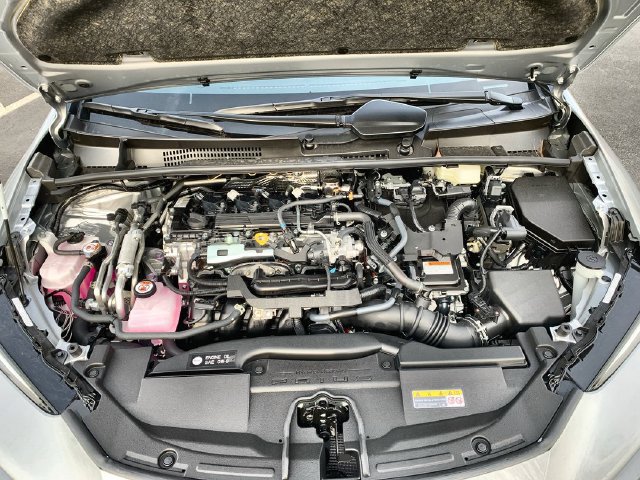 New 2026 Toyota Prius Plug-In Hybrid w/ Limited Premium Package FWD image 16