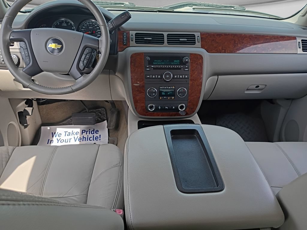 Used 2011 Chevrolet Silverado 2500 LTZ w/ LTZ Plus Package AWD/4WD image 22