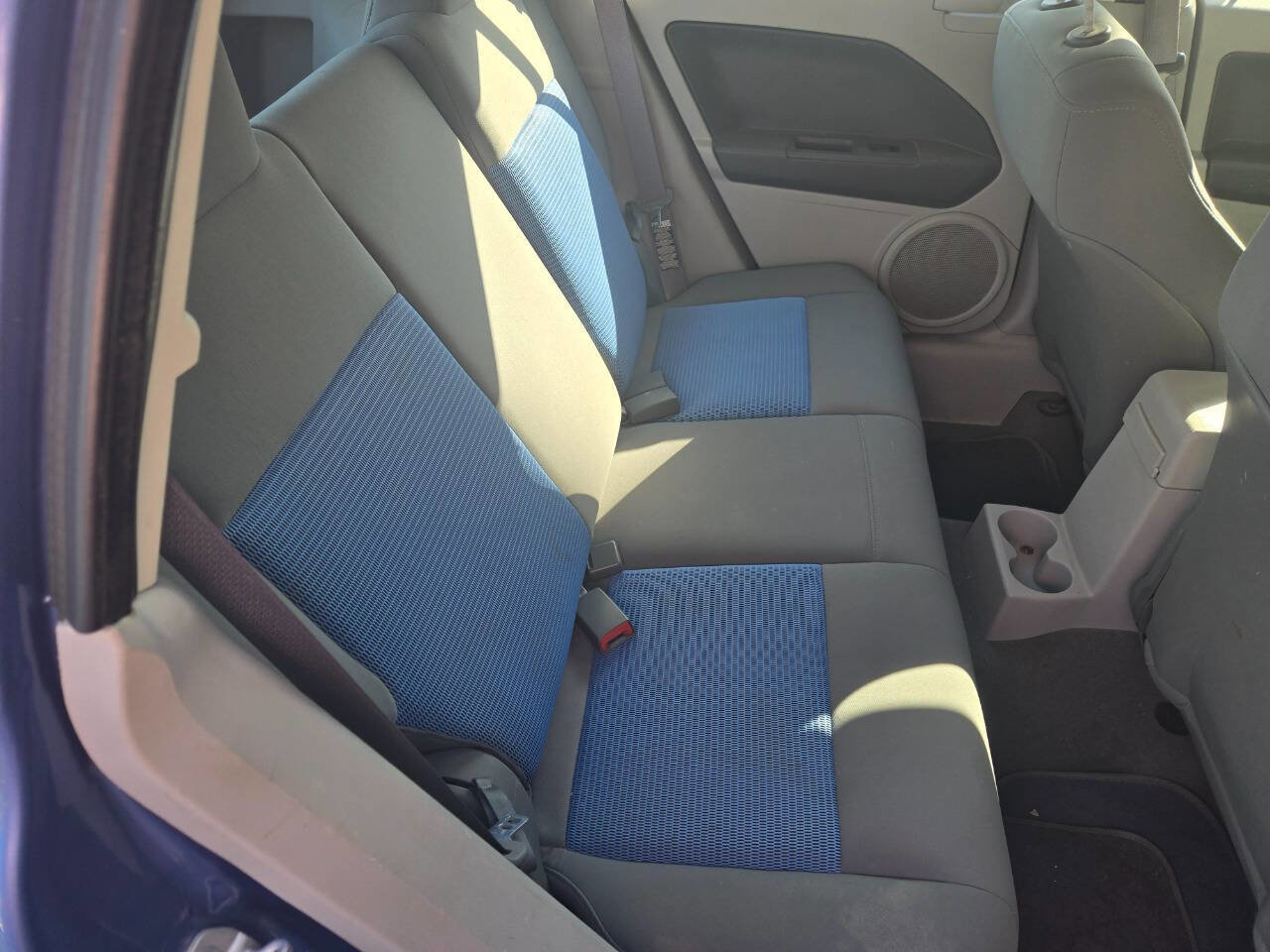 Used 2007 Dodge Caliber SXT FWD image 15