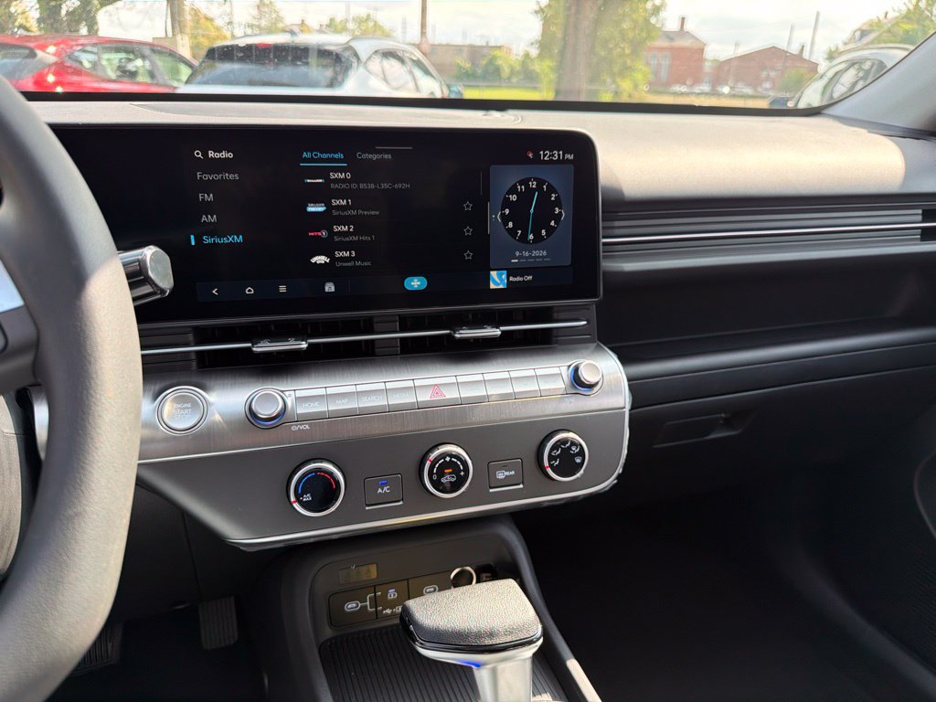 New 2027 Hyundai Kona SE AWD/4WD image 22