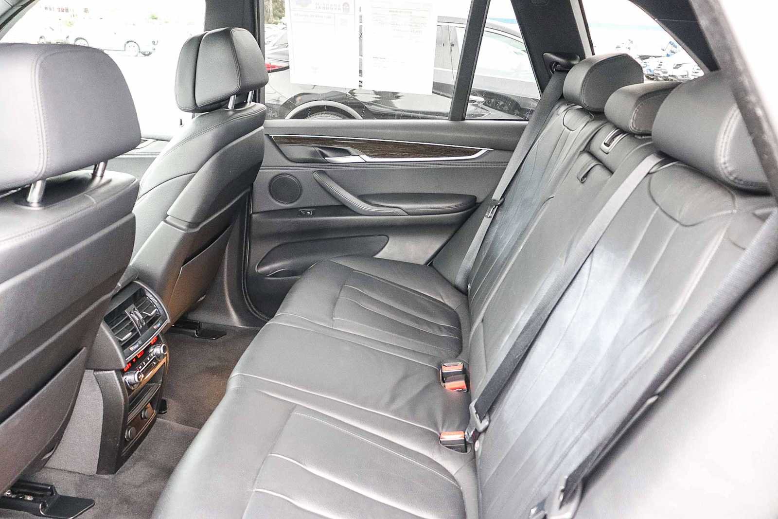 Used 2017 BMW X5 xDrive35i w/ Premium Package image 18