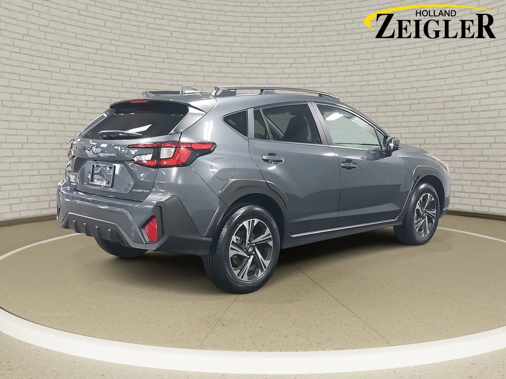 Used 2024 Subaru Crosstrek 2.0i Premium image 5
