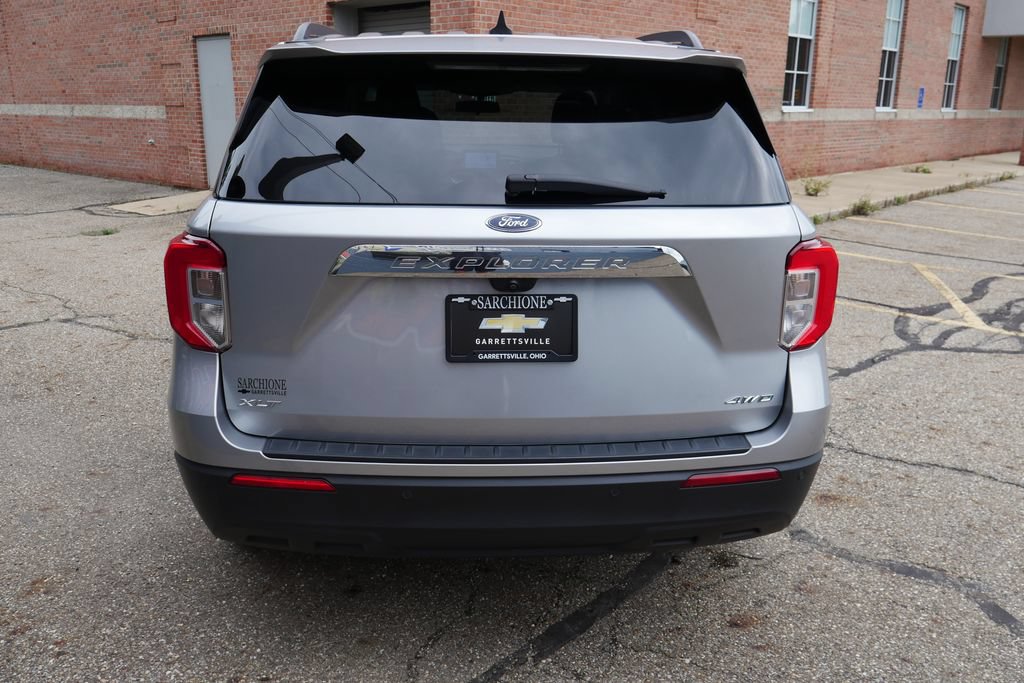 Used 2021 Ford Explorer XLT AWD/4WD image 5