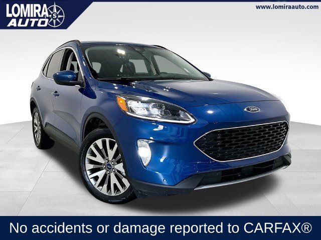 Used 2022 Ford Escape Titanium w/ Class II Trailer Tow Package