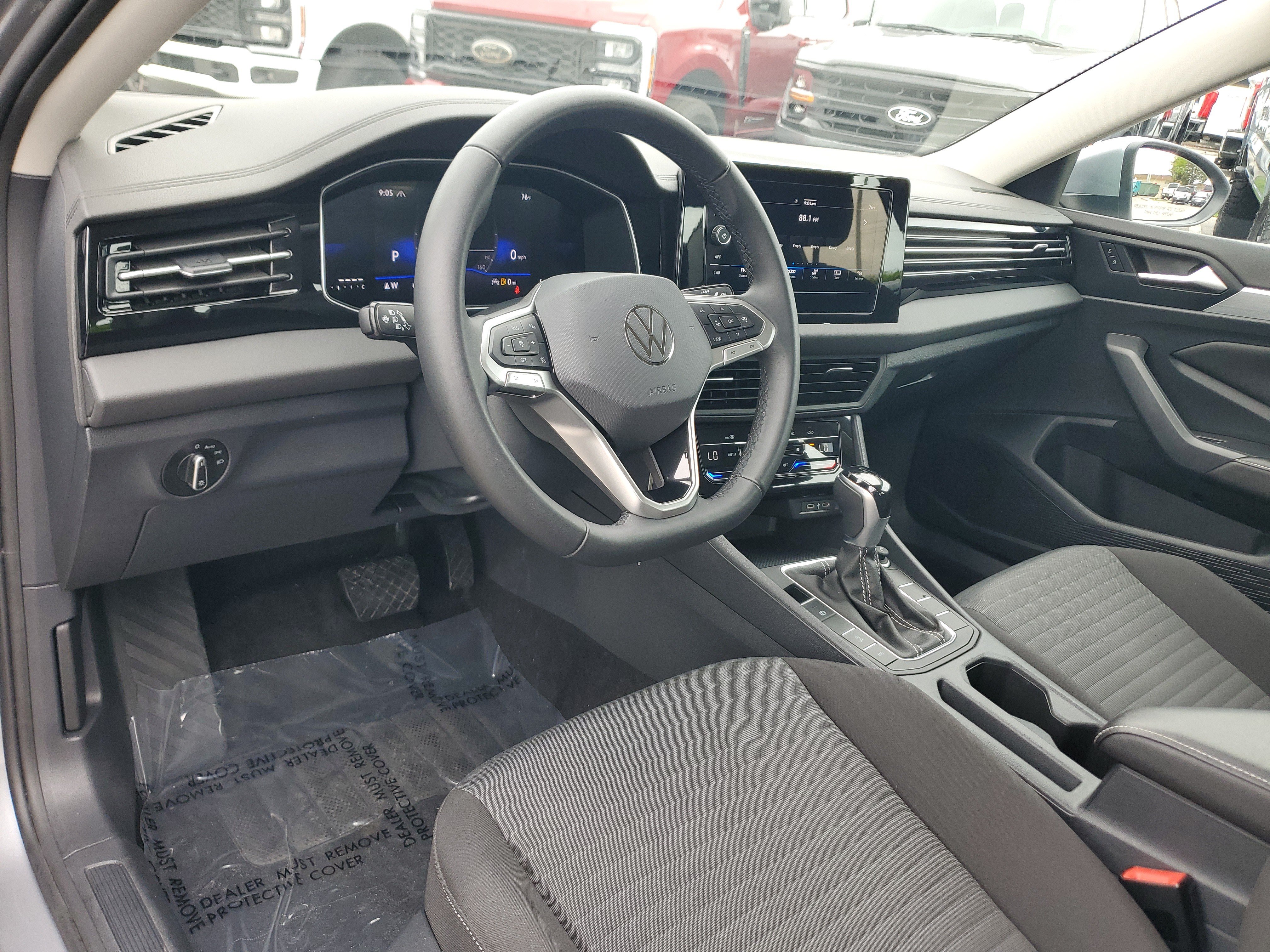 Used 2025 Volkswagen Jetta S FWD image 9