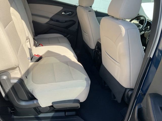 Used 2023 Chevrolet Traverse LS w/ Safety Package FWD image 10