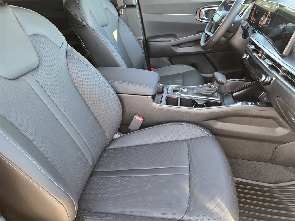 New 2026 Kia Sorento S w/ S Panoramic Sunroof Package image 18
