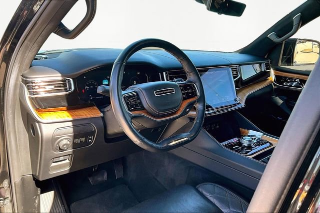 Used 2022 Jeep Grand Wagoneer Series III w/ Rear Seat Video Group 1 image 13