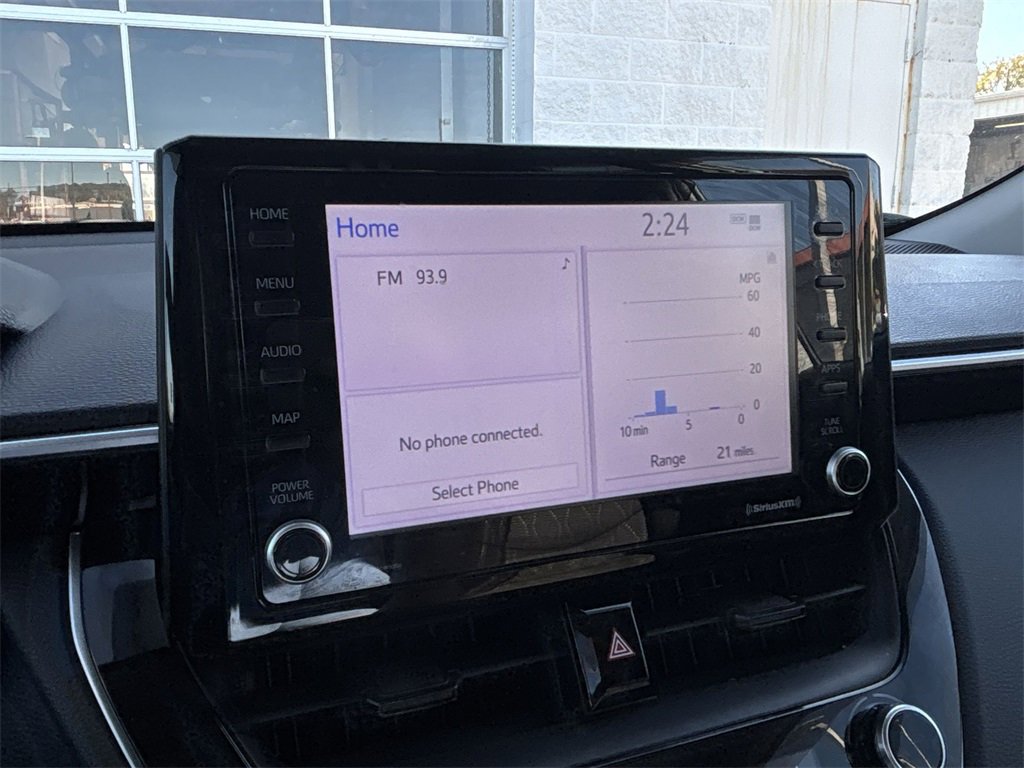 Used 2022 Toyota Corolla Cross LE image 22