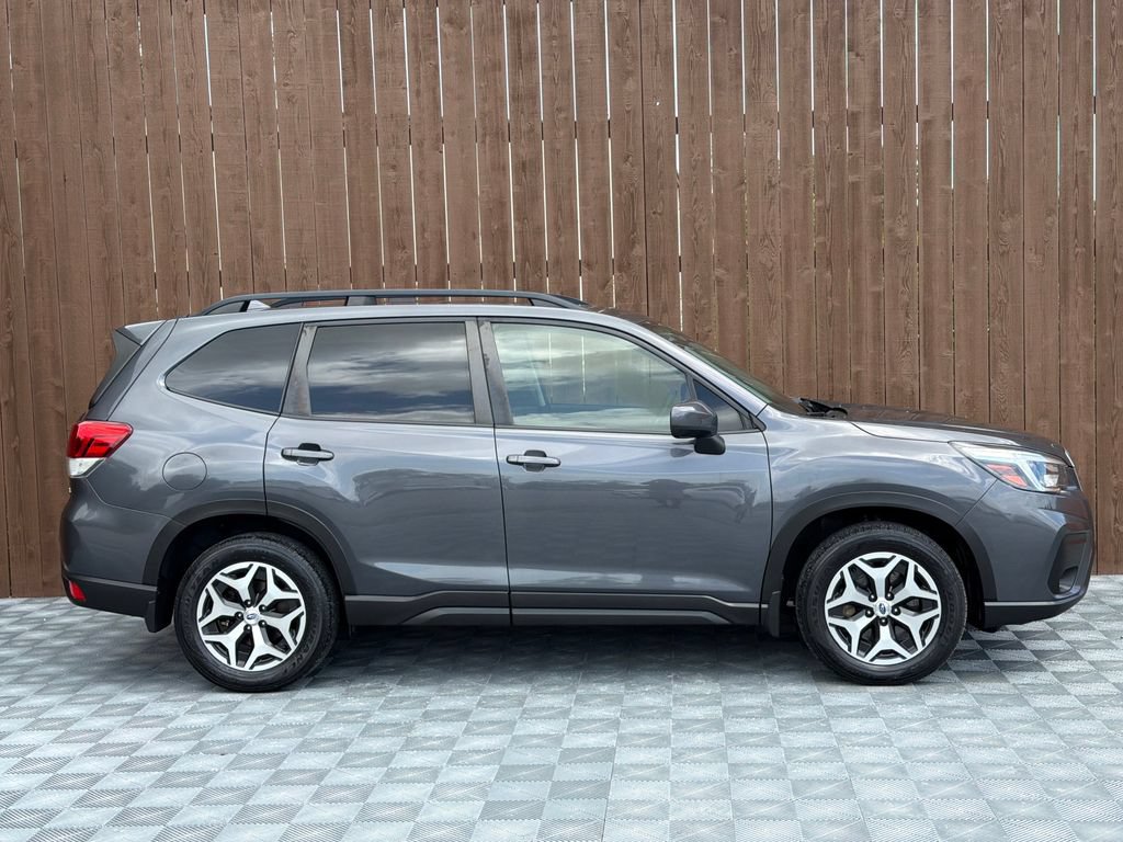 Used 2021 Subaru Forester Premium w/ Popular Package #1 AWD/4WD image 11