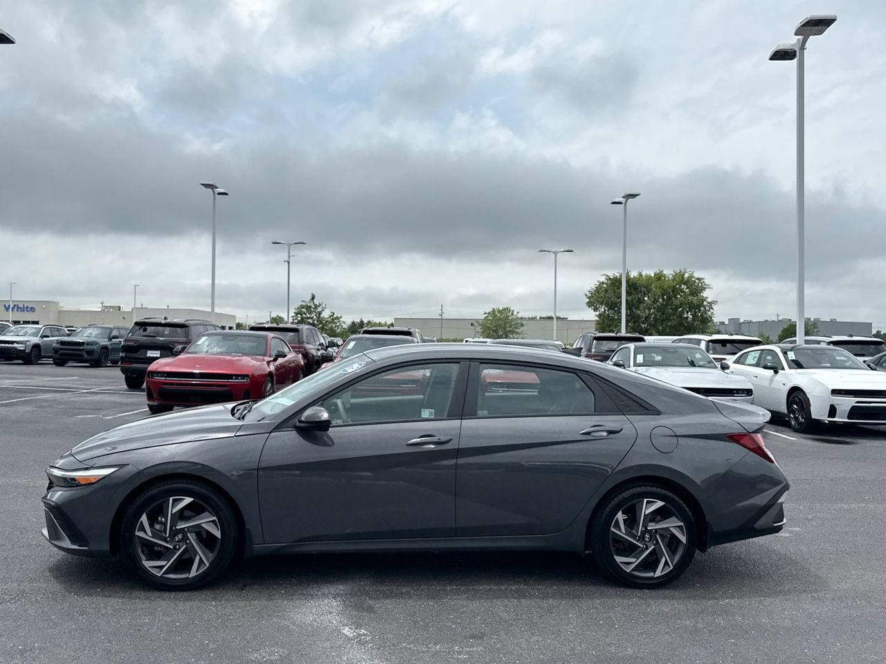 Used 2025 Hyundai Elantra Sport FWD image 6