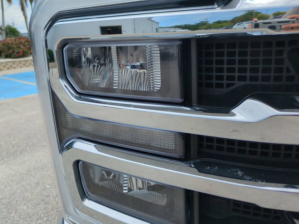 Used 2023 Ford F250 King Ranch w/ Chrome Package AWD/4WD image 10