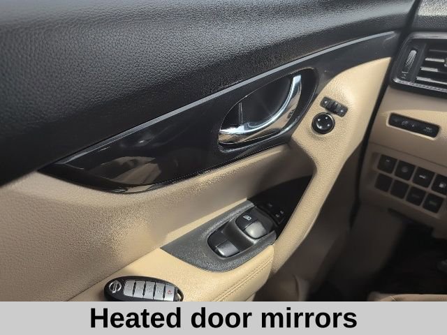 Used 2020 Nissan Rogue SV FWD image 11