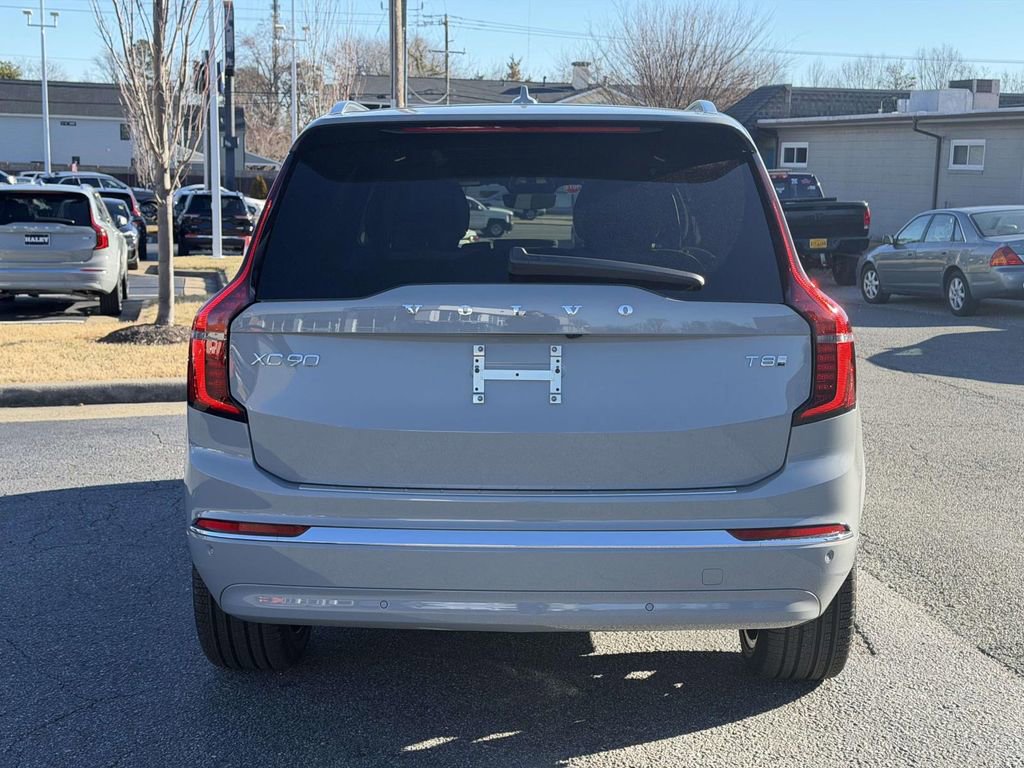 New 2026 Volvo XC90 T8 Plus w/ Protection Package Premier image 20
