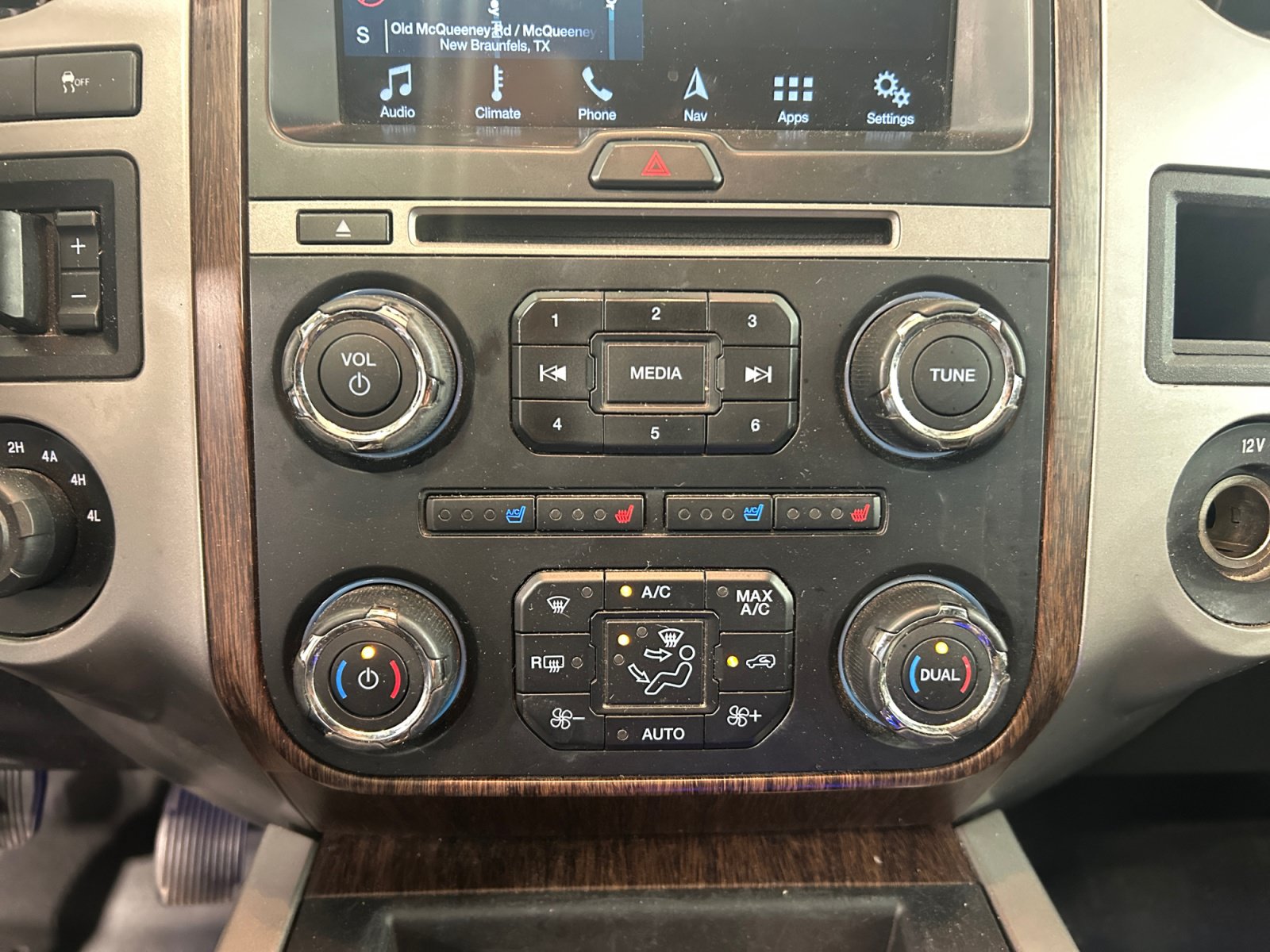 Used 2016 Ford Expedition EL King Ranch AWD/4WD image 14