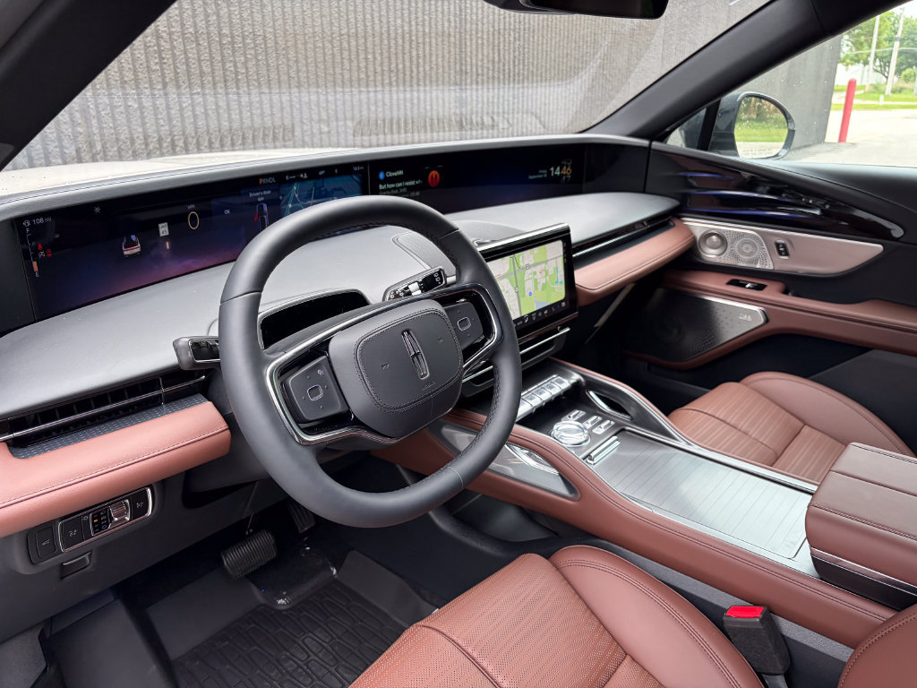 New 2026 Lincoln Nautilus Reserve AWD/4WD image 11