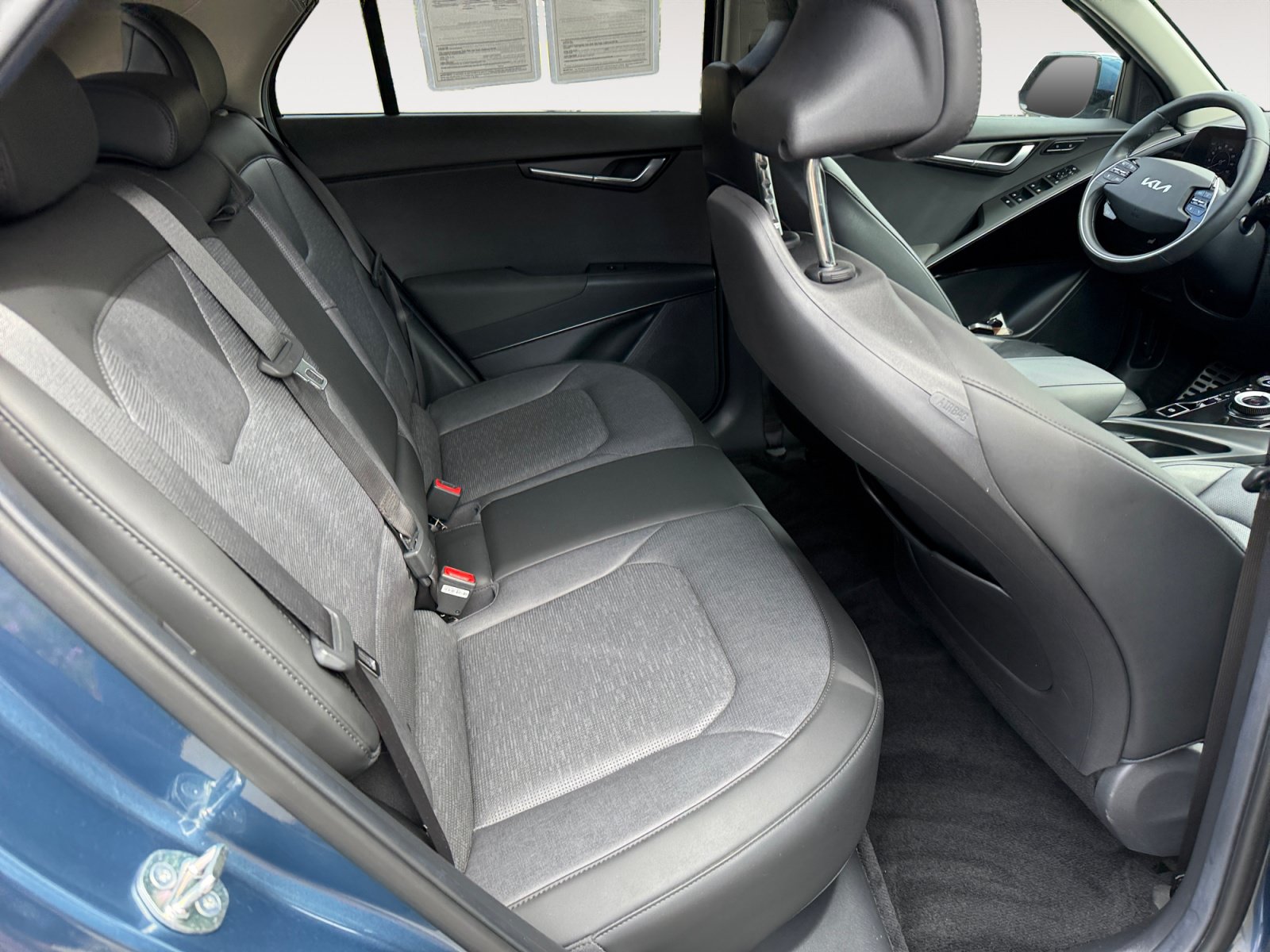 Certified 2023 Kia Niro Wave FWD image 18