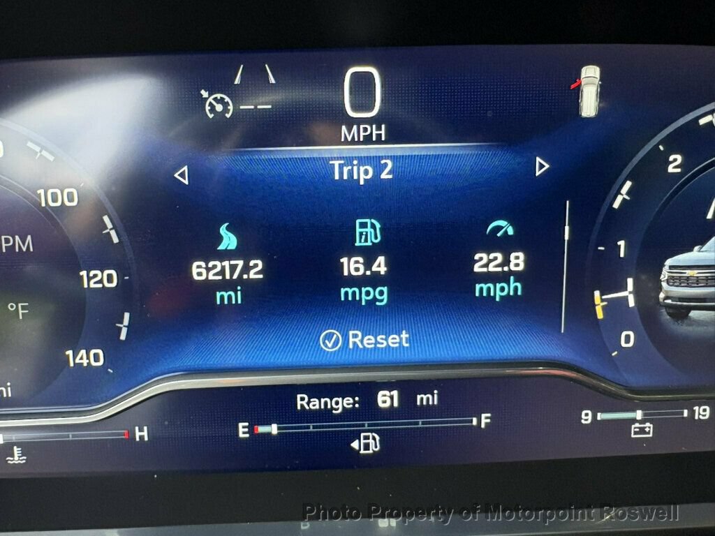 Used 2022 Chevrolet Suburban RST w/ Luxury Package RWD image 19