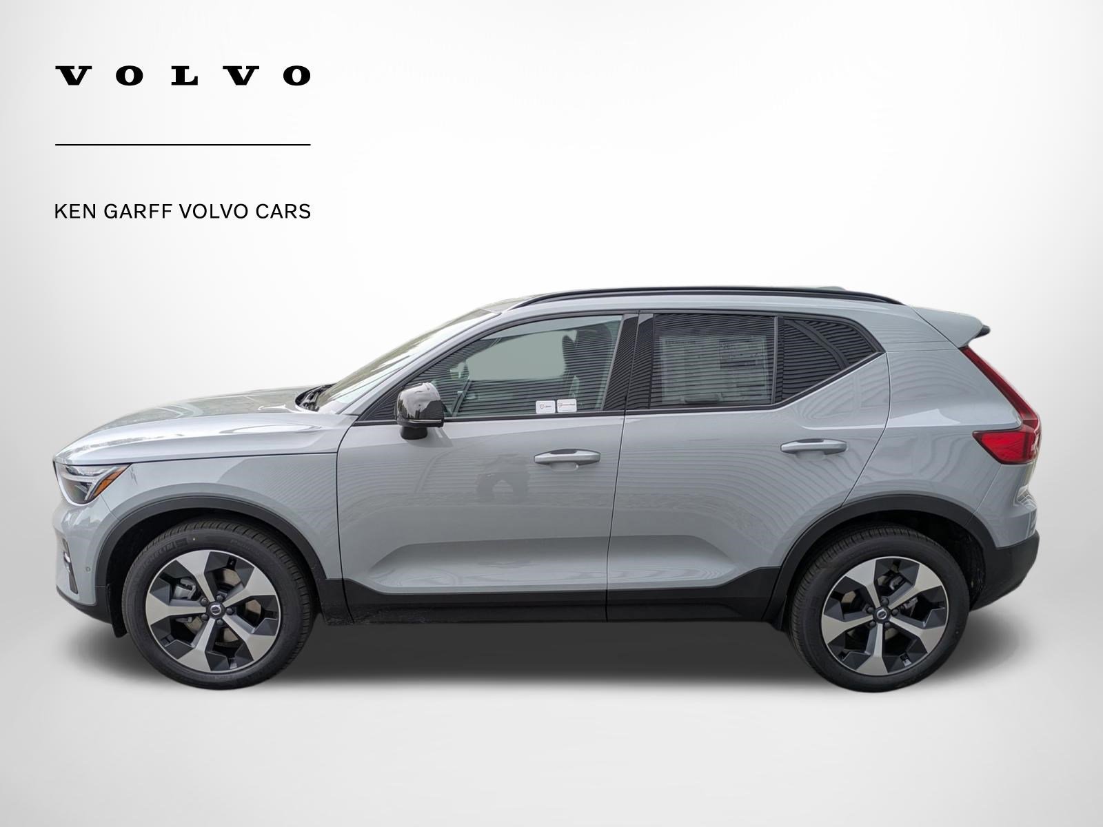 New 2026 Volvo XC40 B5 Plus w/ Protection Package Premier image 7
