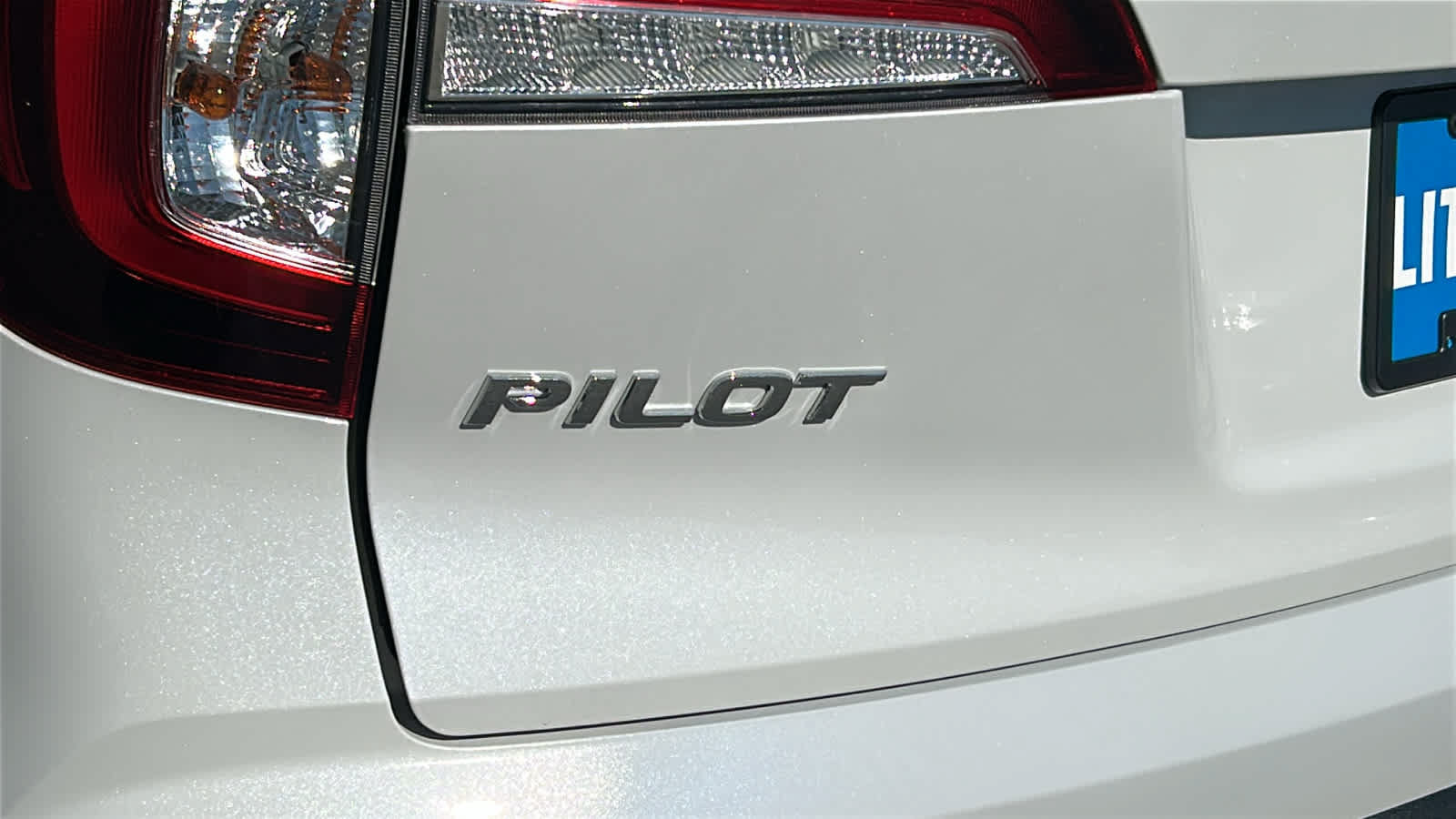 Used 2022 Honda Pilot TrailSport image 28