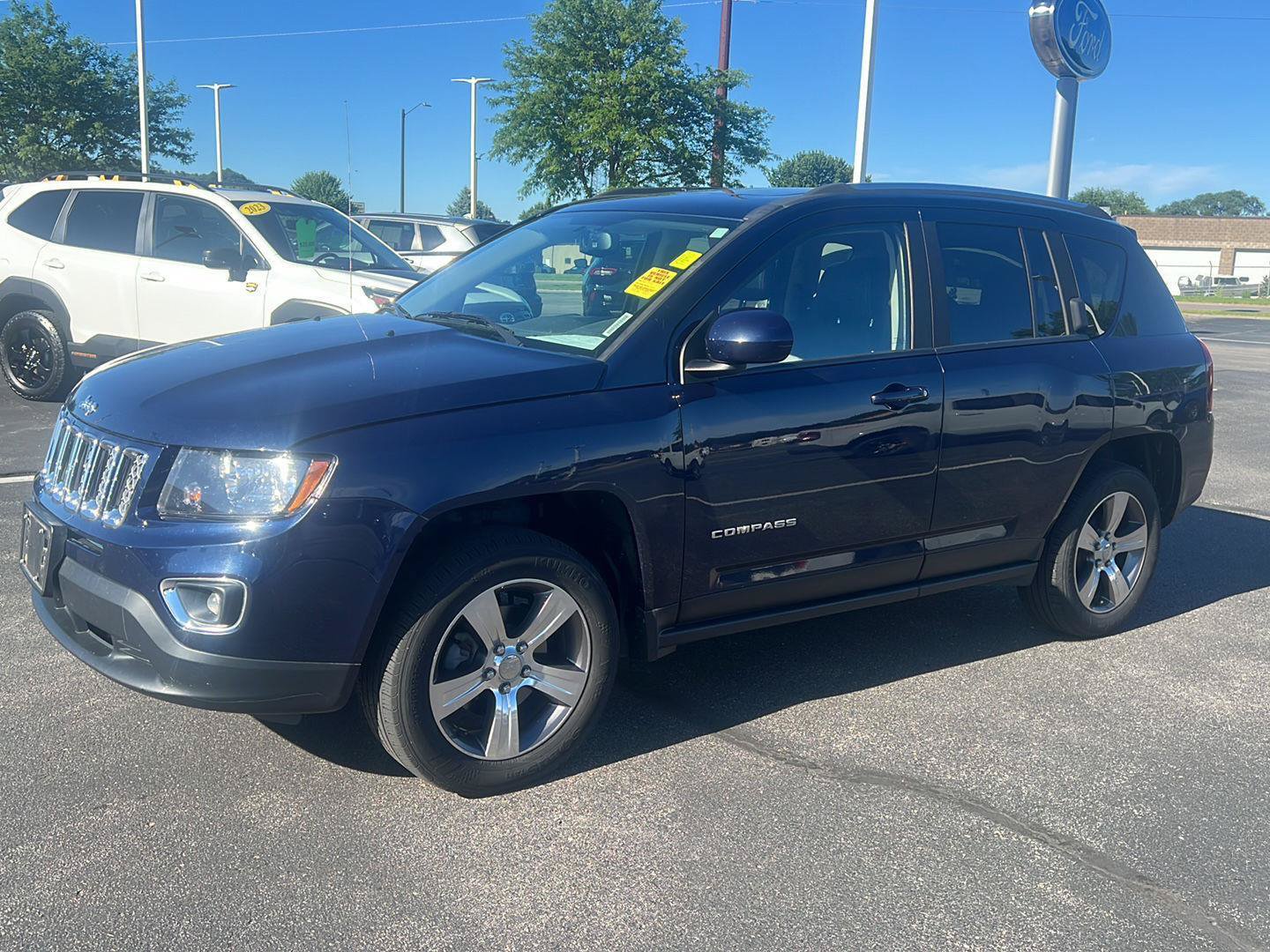 Used 2016 Jeep Compass High Altitude FWD image 13