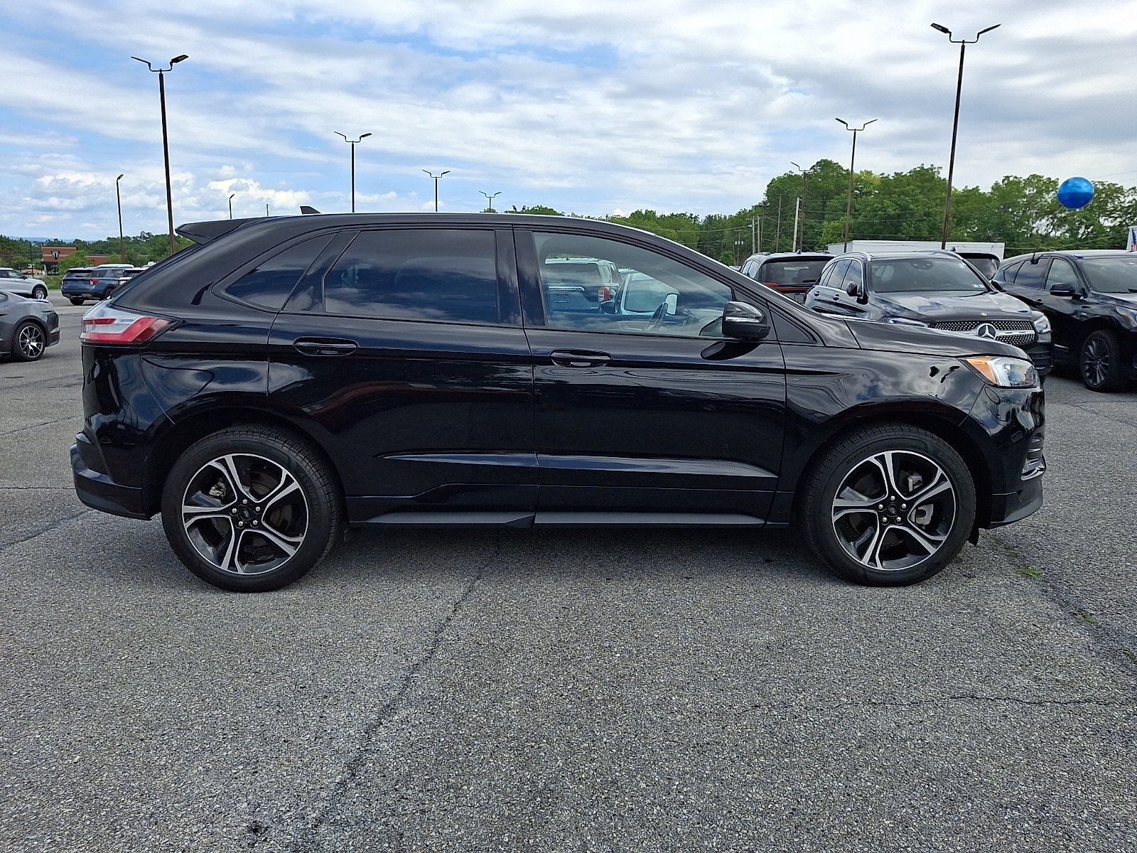 Certified 2022 Ford Edge ST w/ Cargo Accessory Package AWD/4WD image 7