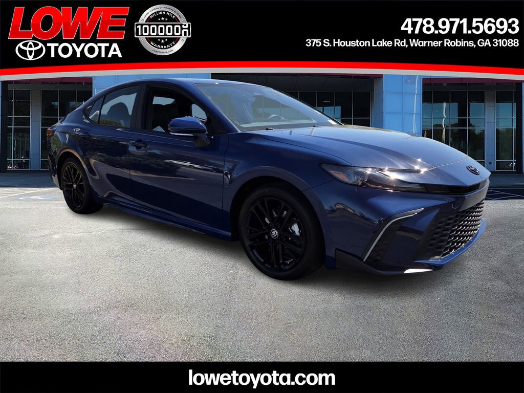 Certified 2026 Toyota Camry SE image 1