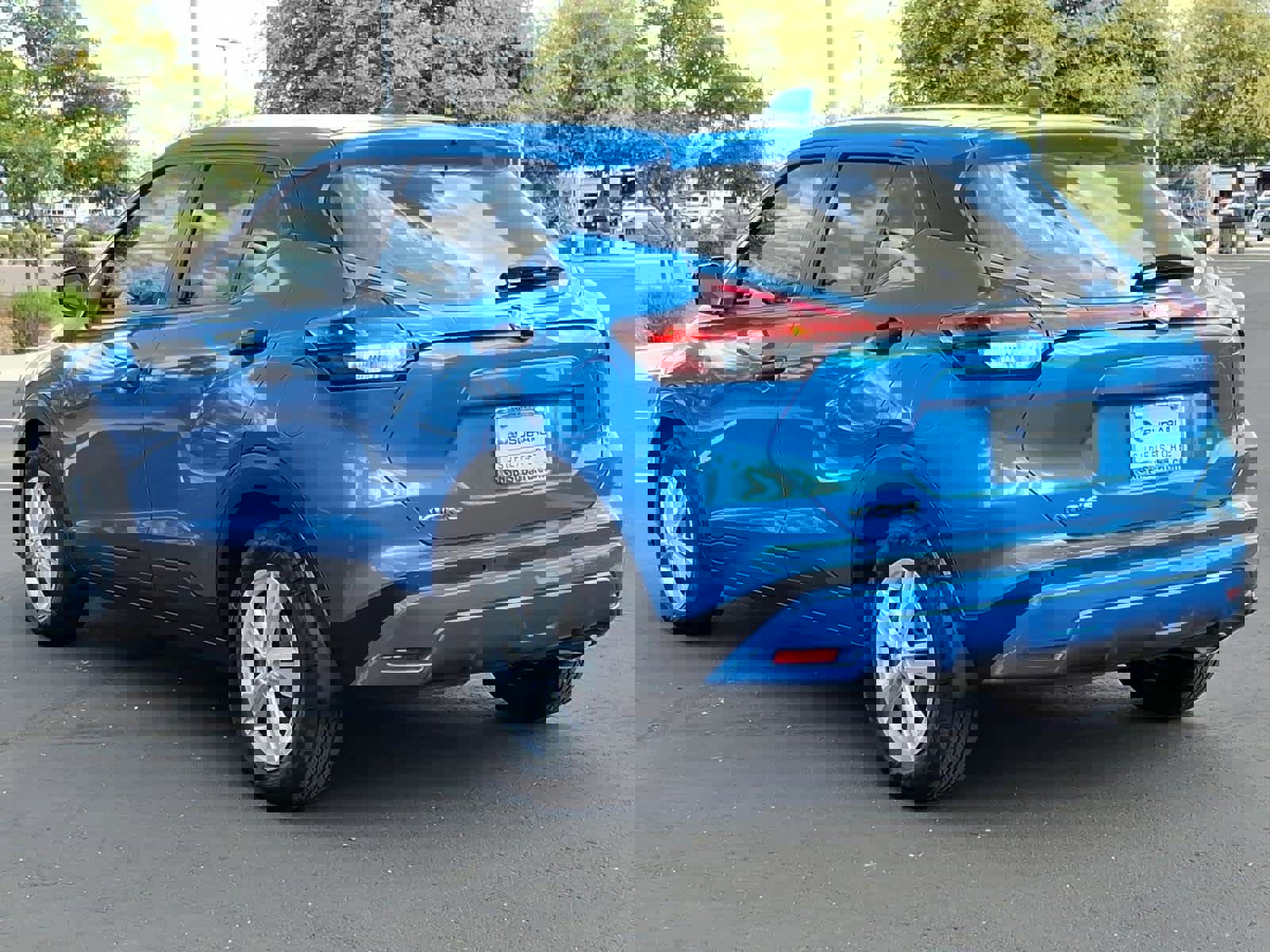 Used 2022 Nissan Kicks S image 5