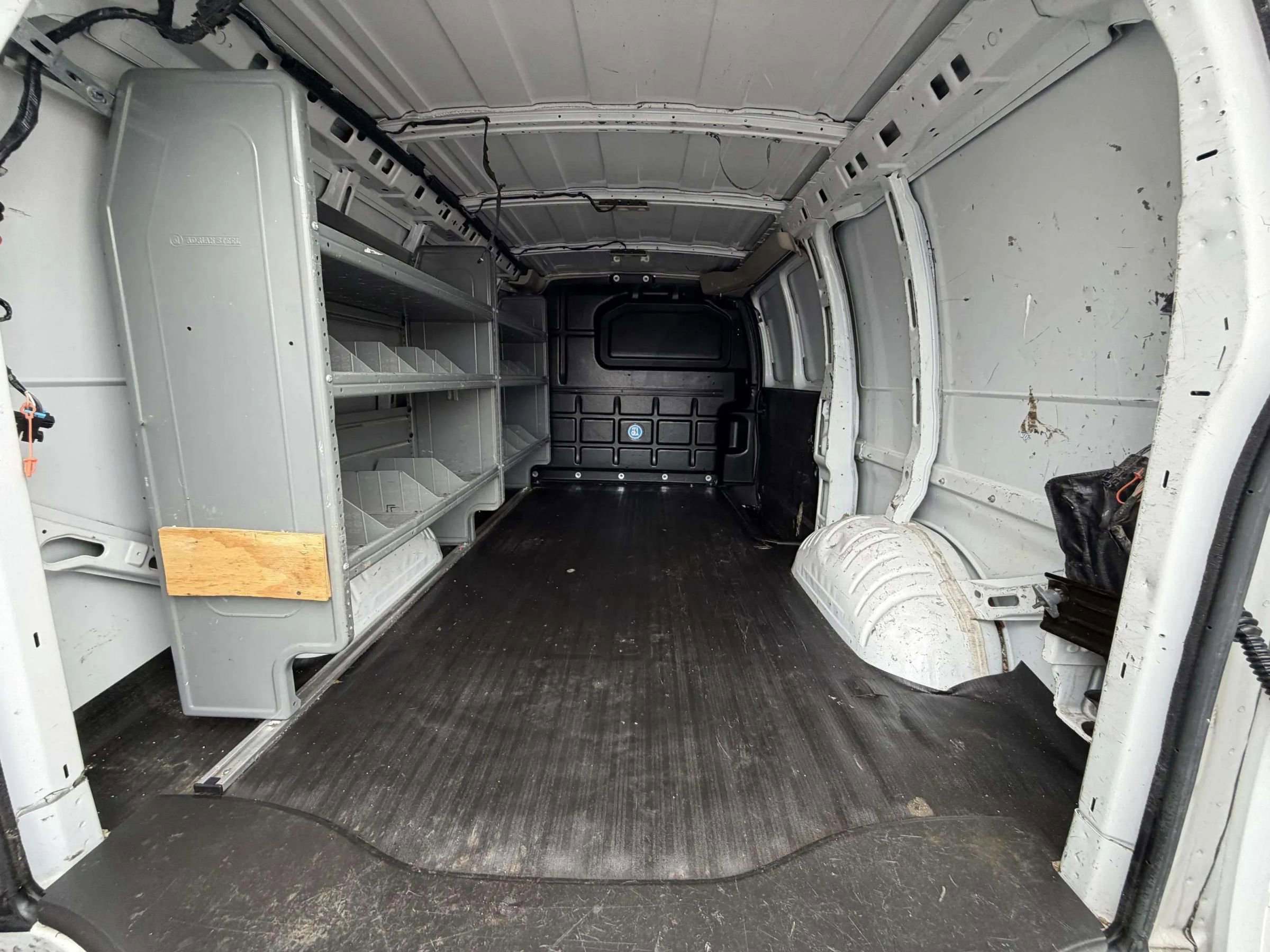 Used 2021 Chevrolet Express 2500 w/ Driver Convenience Package image 6