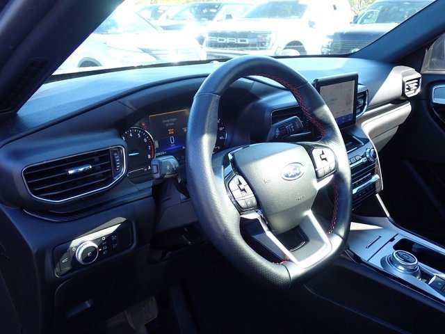 Certified 2022 Ford Explorer ST-Line w/ Class IV Trailer Tow Package image 16