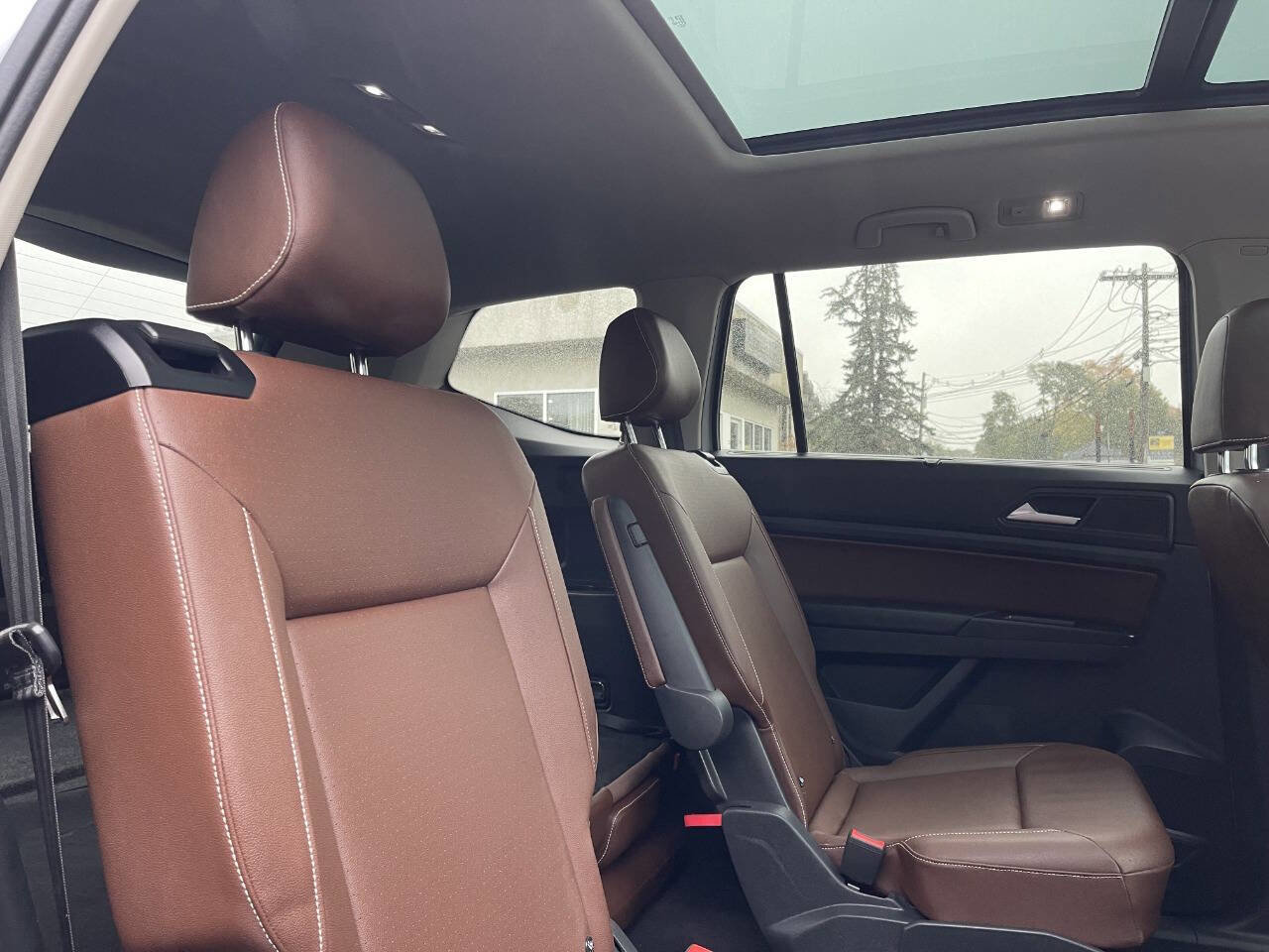 Used 2021 Volkswagen Atlas SE w/ Panoramic Sunroof Package image 29