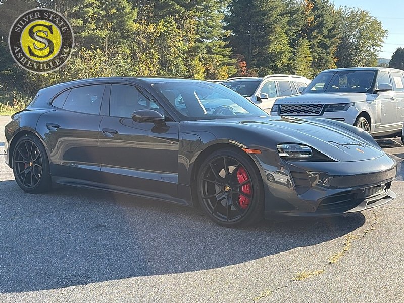 Used 2024 Porsche Taycan GTS AWD/4WD image 8