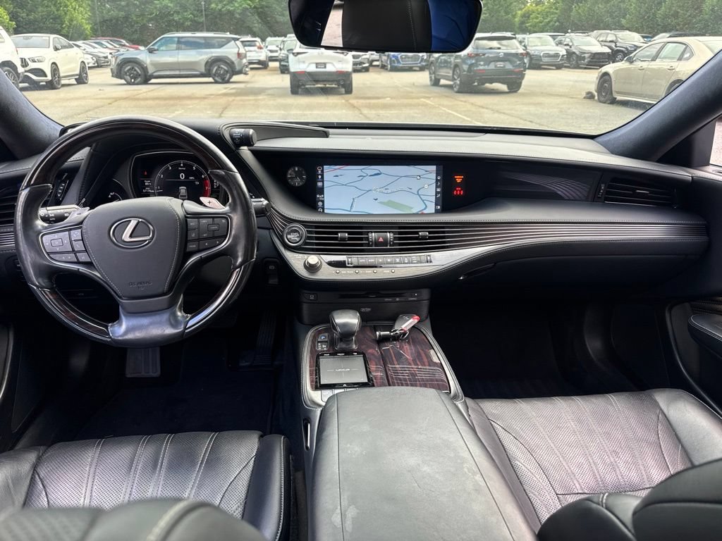 Used 2020 Lexus LS 500 w/ Interior Upgrade Package RWD image 15