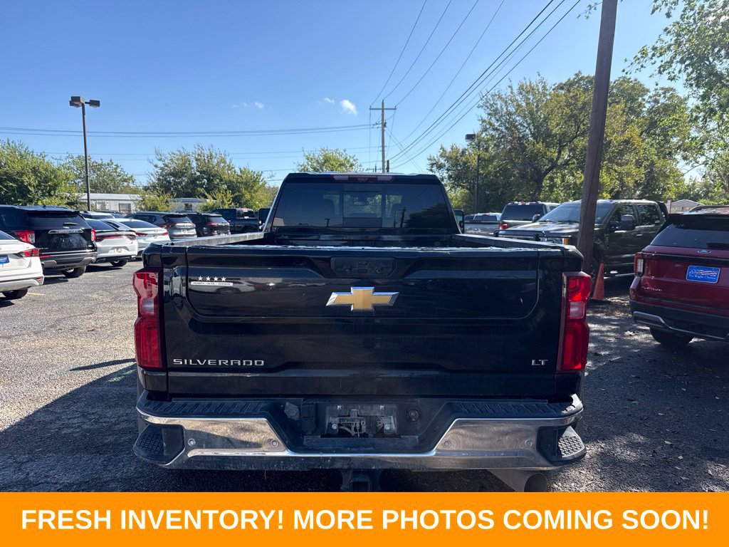 Used 2022 Chevrolet Silverado 3500 LT w/ Texas Edition AWD/4WD image 3