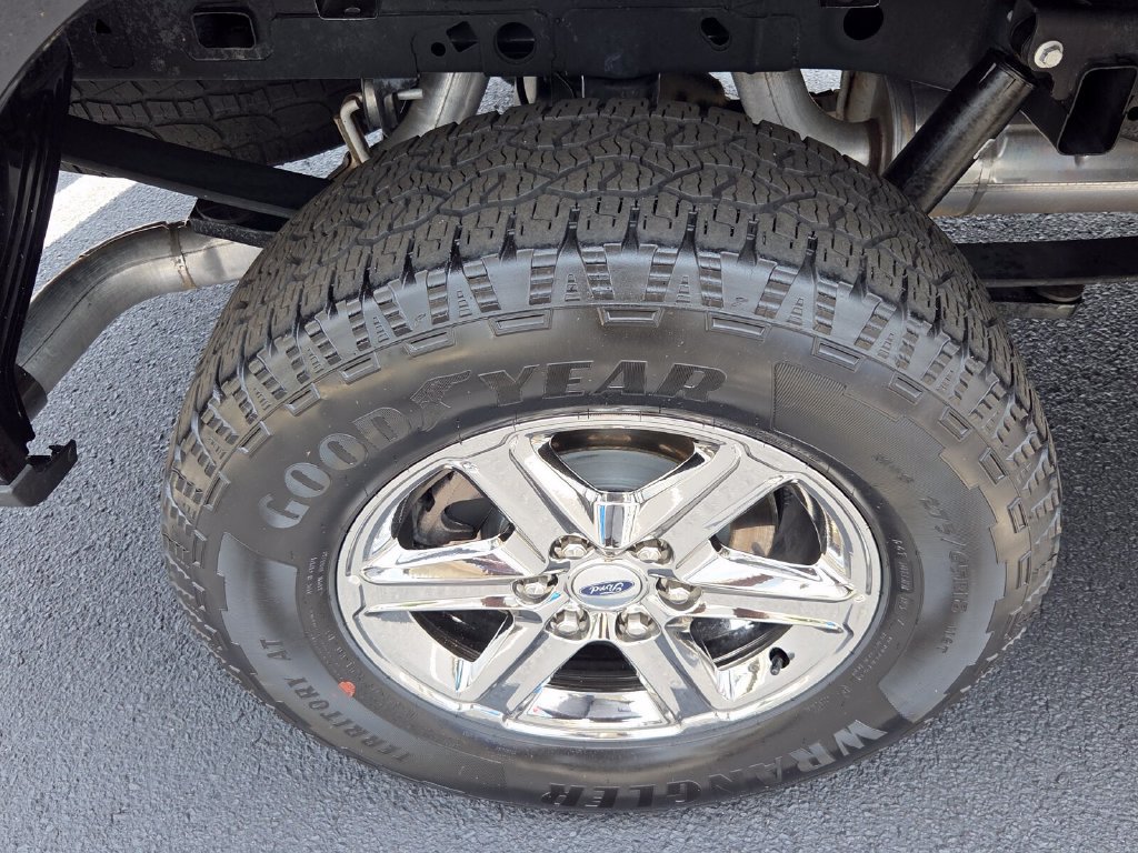 Used 2025 Ford F150 XLT w/ Equipment Group 301A Standard AWD/4WD image 20