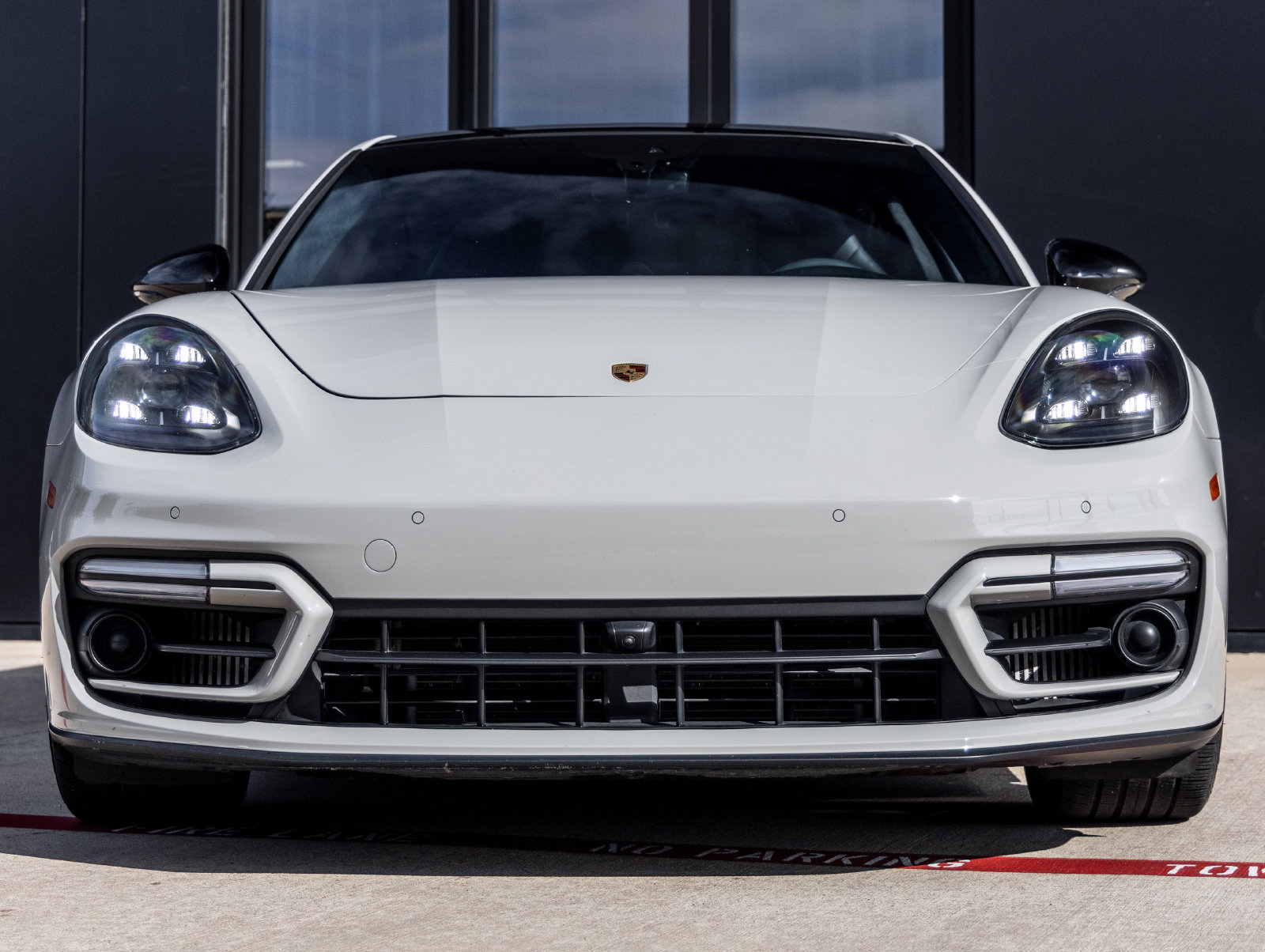 Certified 2022 Porsche Panamera GTS w/ Premium Package AWD/4WD image 8