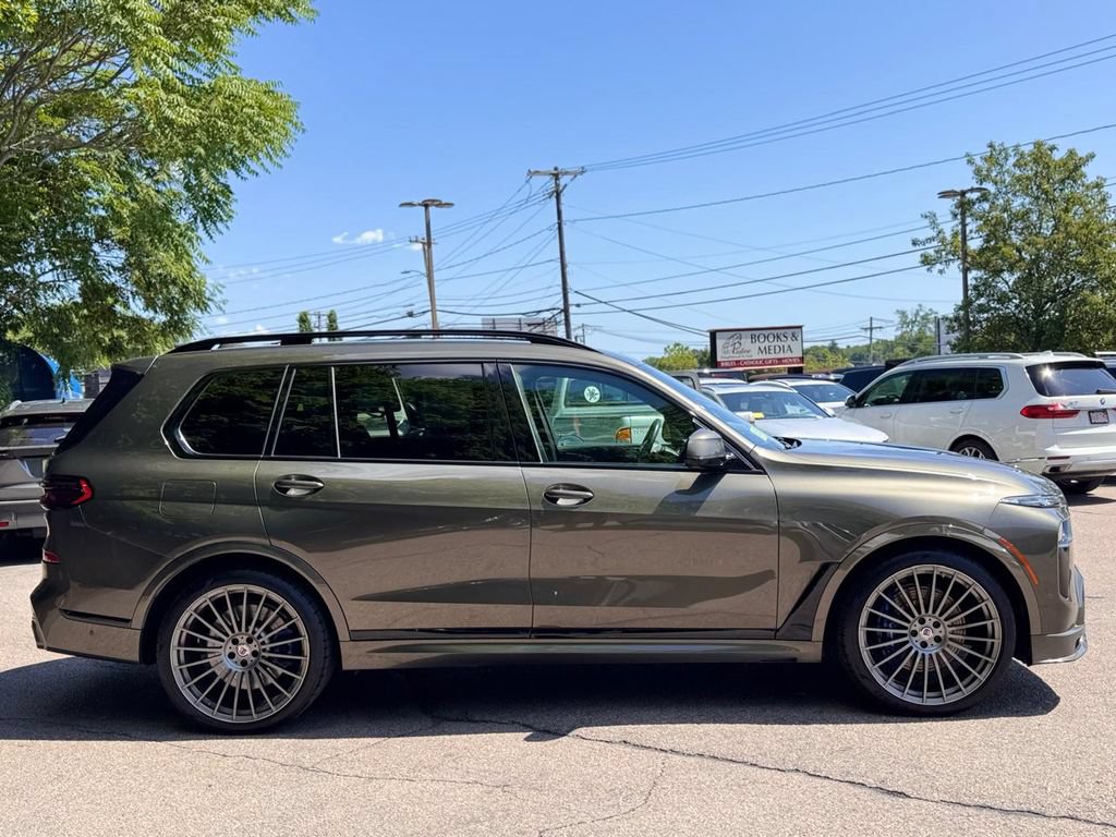 Used 2024 BMW ALPINA XB7 AWD/4WD image 7