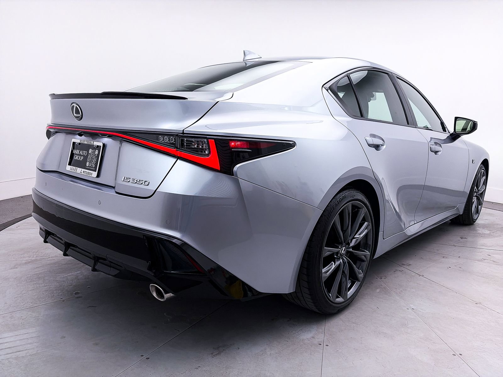 Used 2025 Lexus IS 350 F Sport w/ Navigation Package RWD image 18