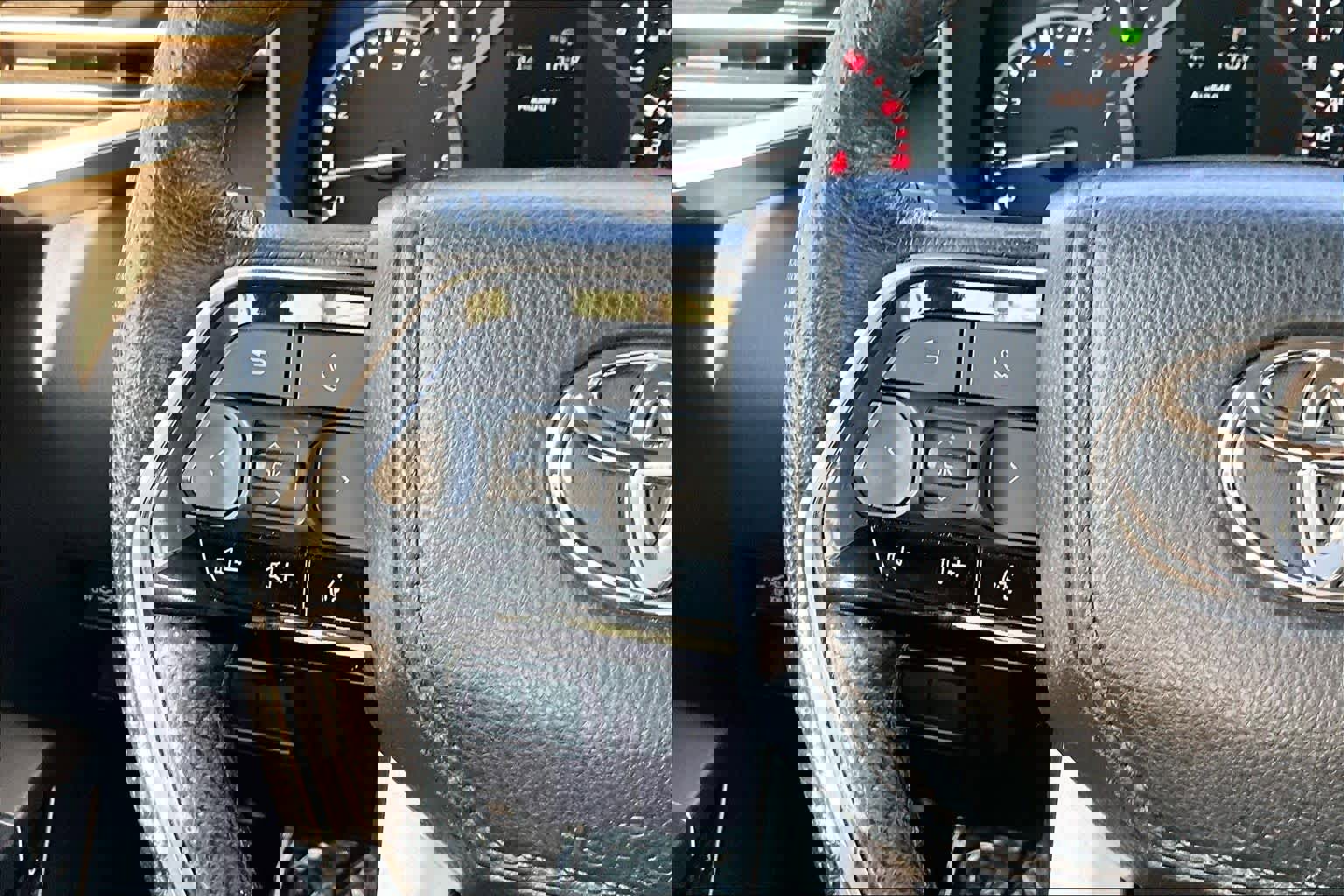 Used 2023 Toyota Tundra Limited image 23