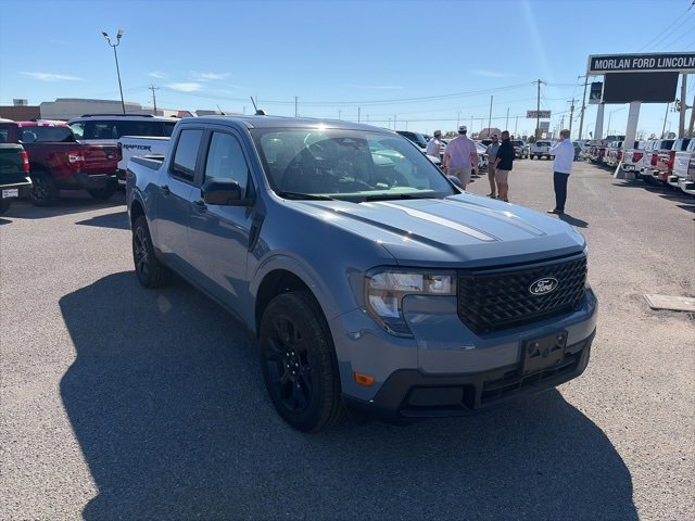 New 2025 Ford Maverick XLT w/ Black Appearance Package image 8