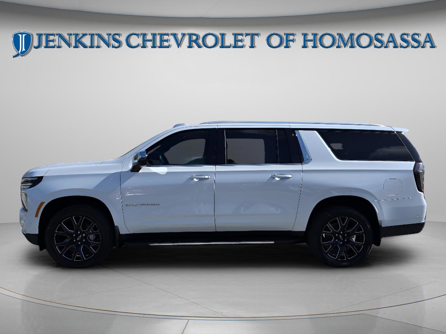 New 2026 Chevrolet Suburban Premier image 8