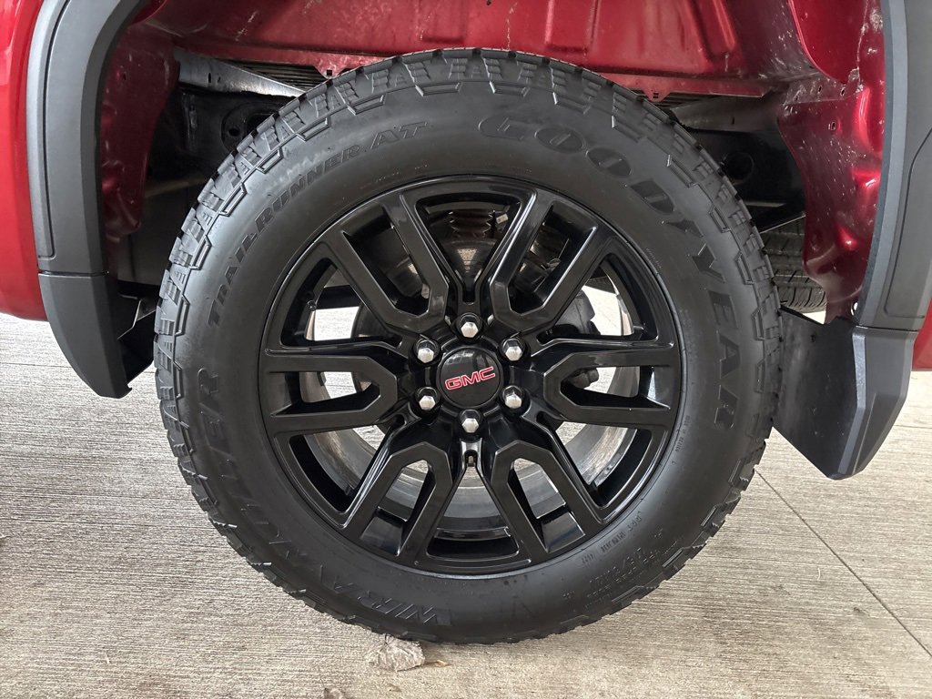 Used 2023 GMC Sierra 1500 Elevation image 35