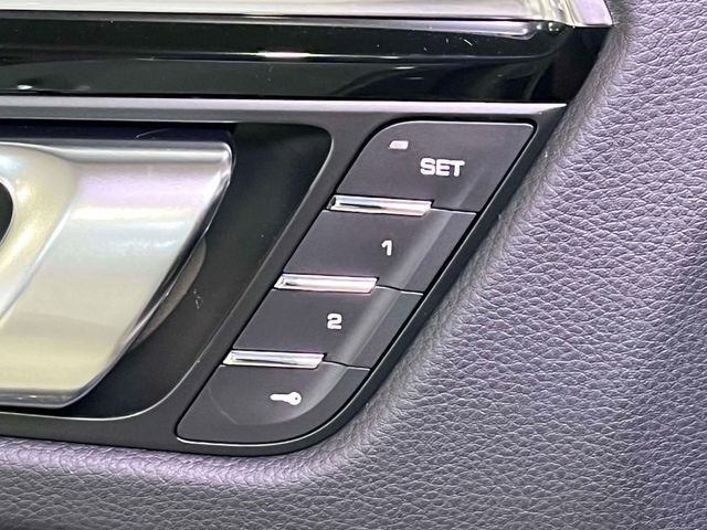 New 2026 Porsche Macan image 38