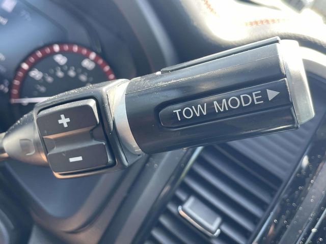 Used 2021 Nissan Titan PRO-4X w/ Pro-4x Convenience Package image 26