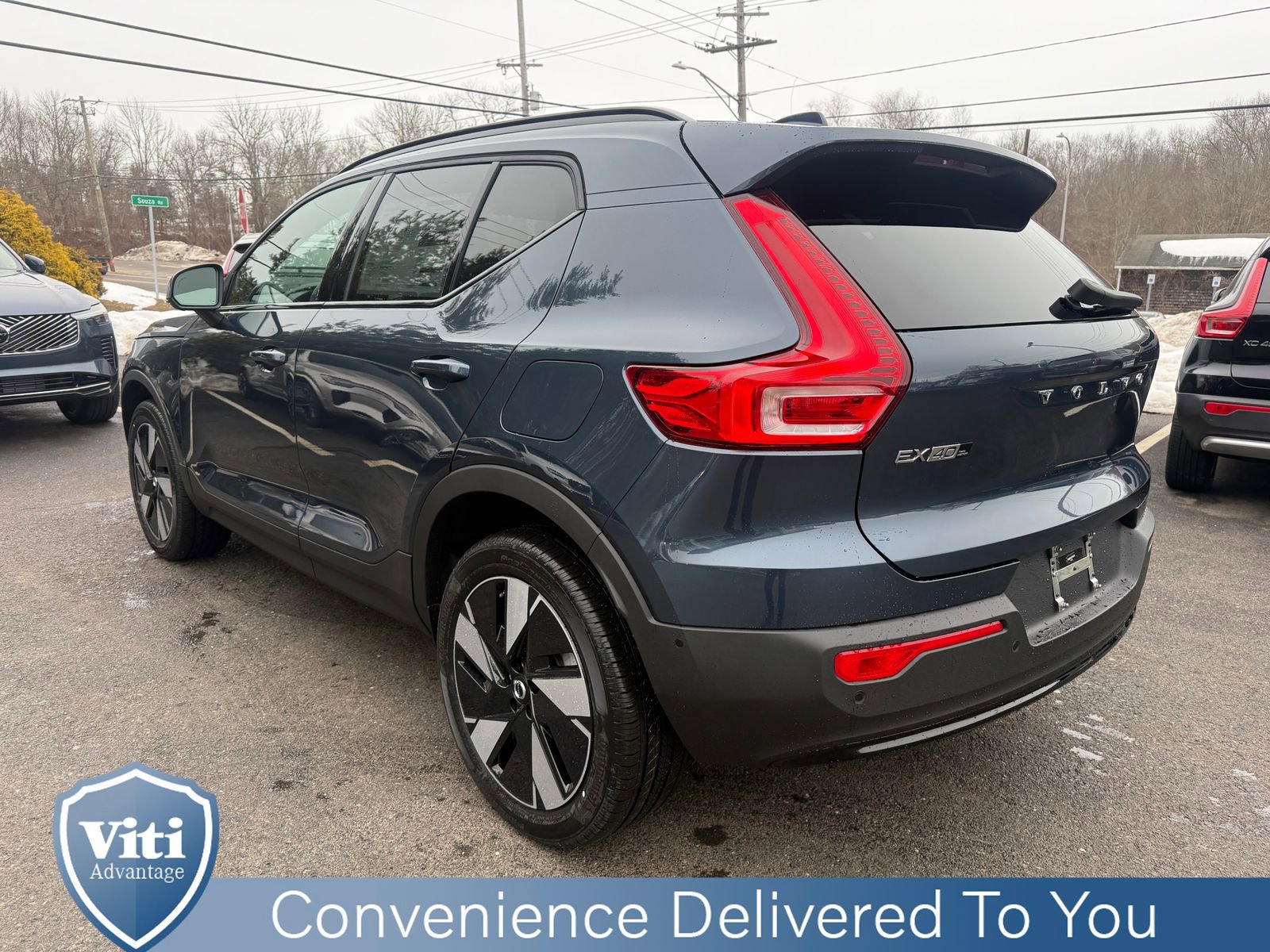 New 2026 Volvo EX40 Plus w/ Climate Package image 6