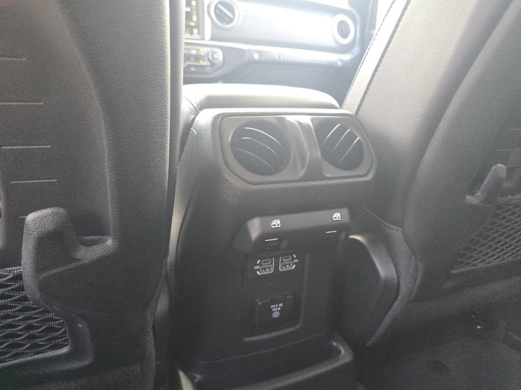 Used 2023 Jeep Wrangler Unlimited Rubicon 4xe w/ Cold Weather Group AWD/4WD image 25