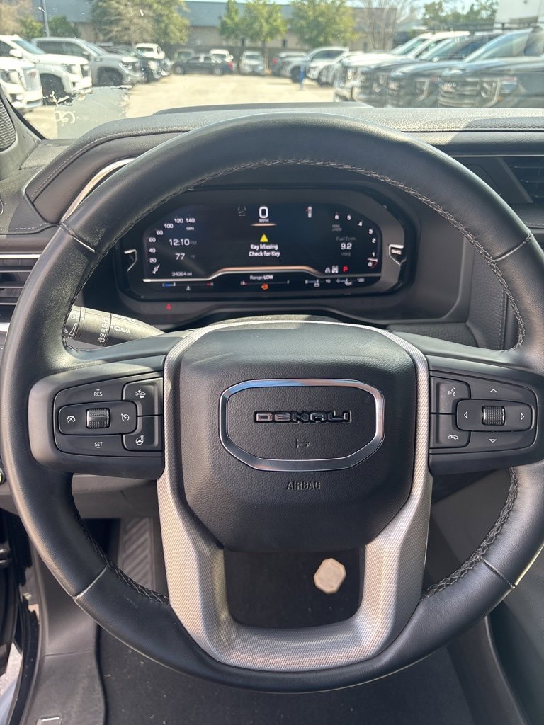 Used 2023 GMC Yukon Denali image 18