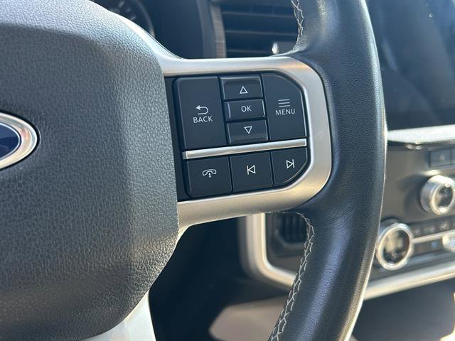 Used 2024 Ford Expedition Limited image 13