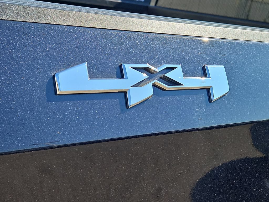 Used 2026 GMC Sierra 1500 SLT AWD/4WD image 6