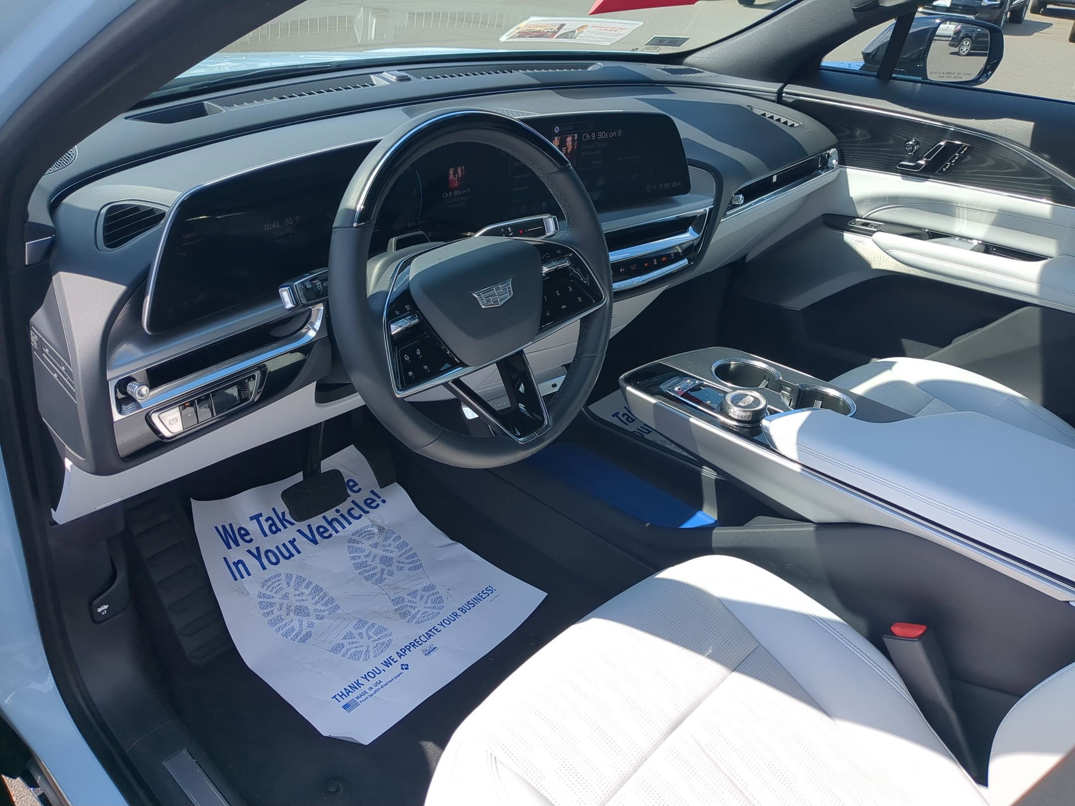 Certified 2024 Cadillac Lyriq Sport RWD image 9